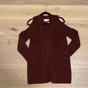 Burgundy shoulder cut-out  knit cardigan
